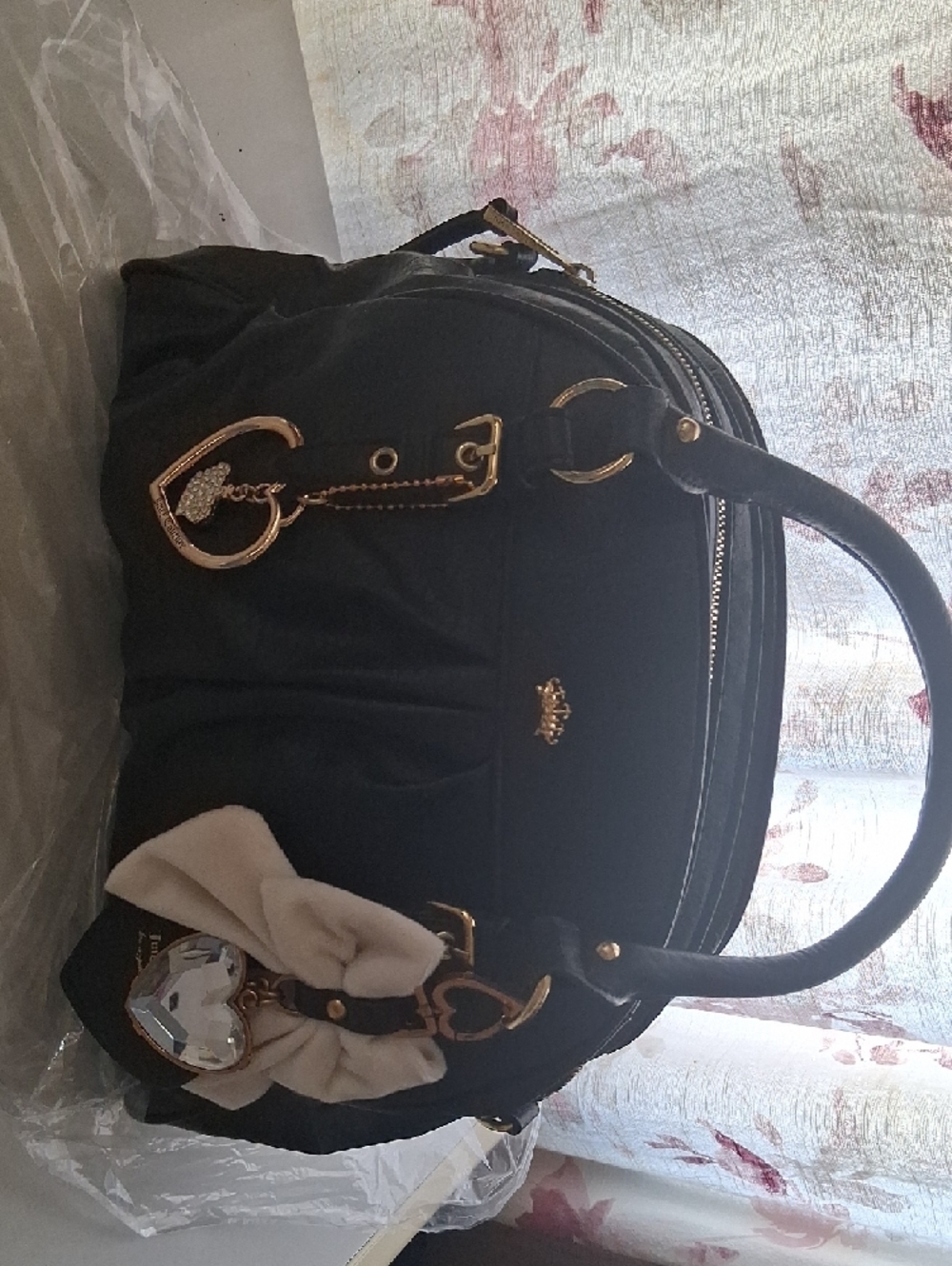 Juicy Couture Black Satchel with Gold Heart Charm - Picture 9 of 11